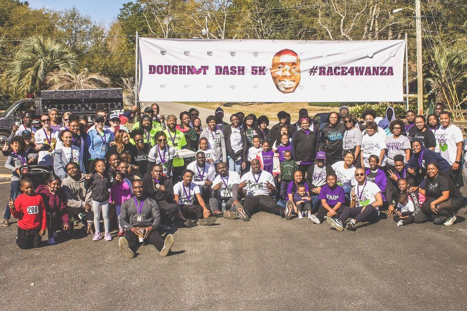 Doughnut-Dash-5K Race4Wanza Group Photo